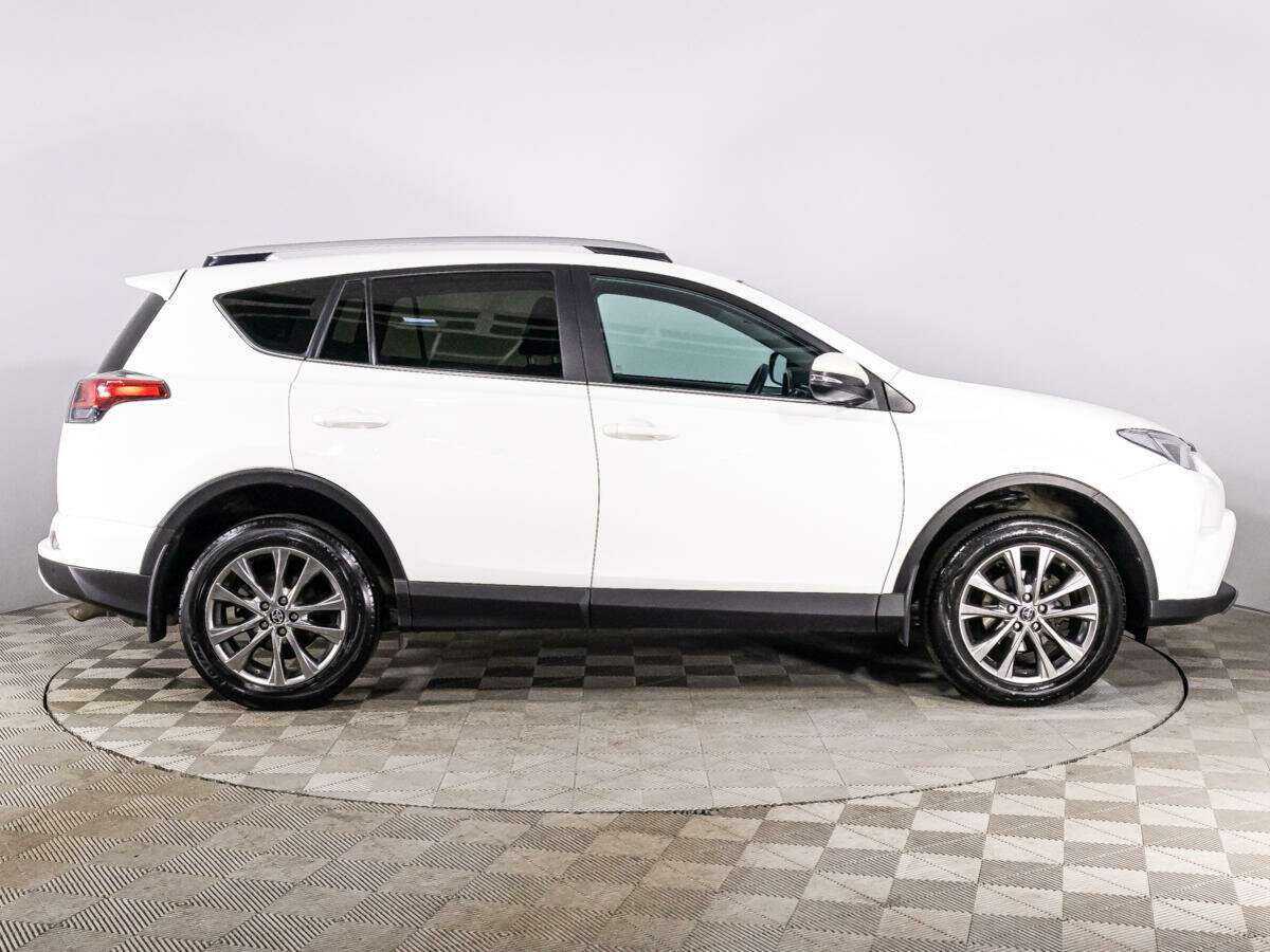 Toyota RAV4, 2018 - 109 603 км. | Фото №4