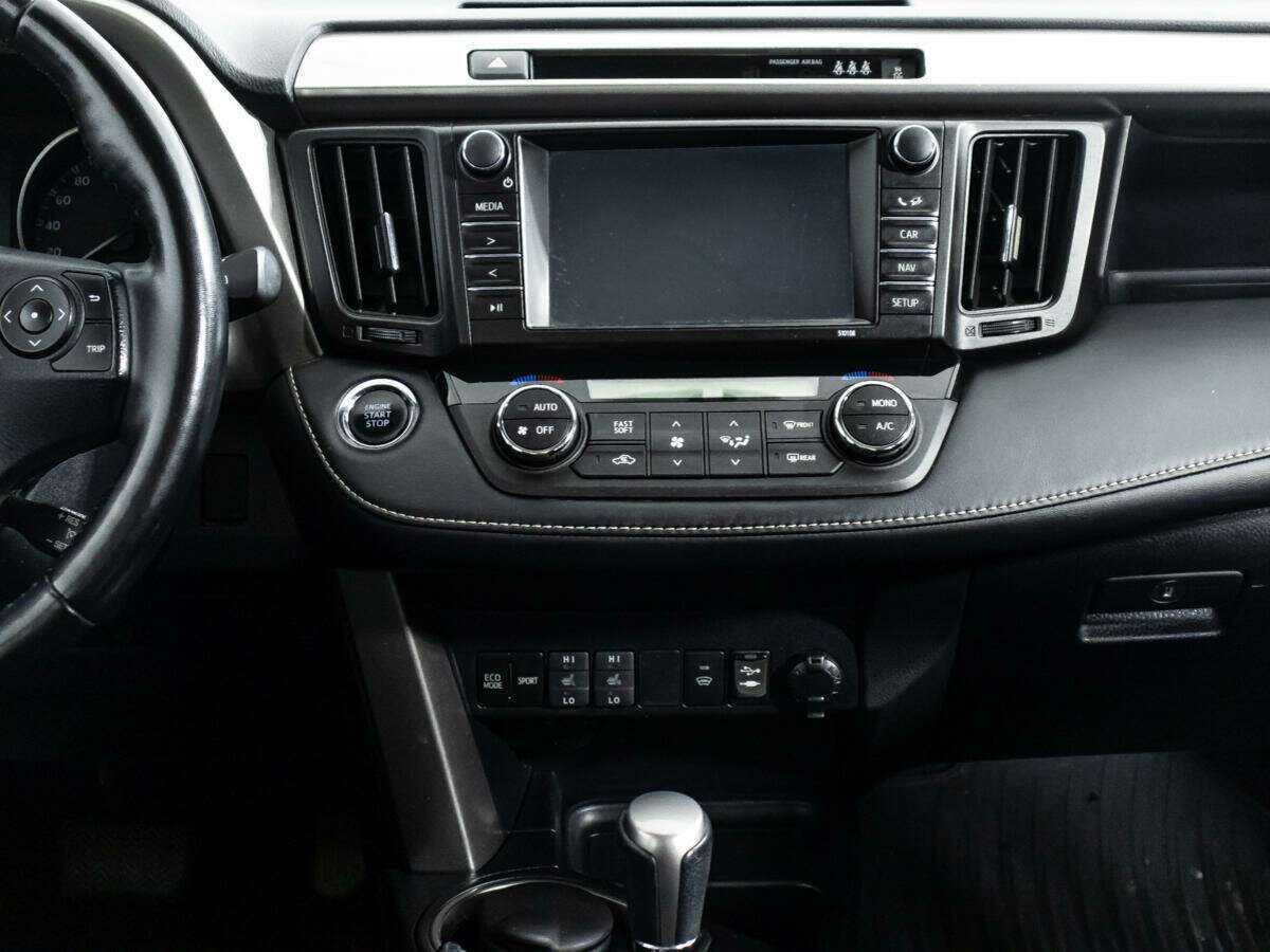 Toyota RAV4, 2017 Фото №14