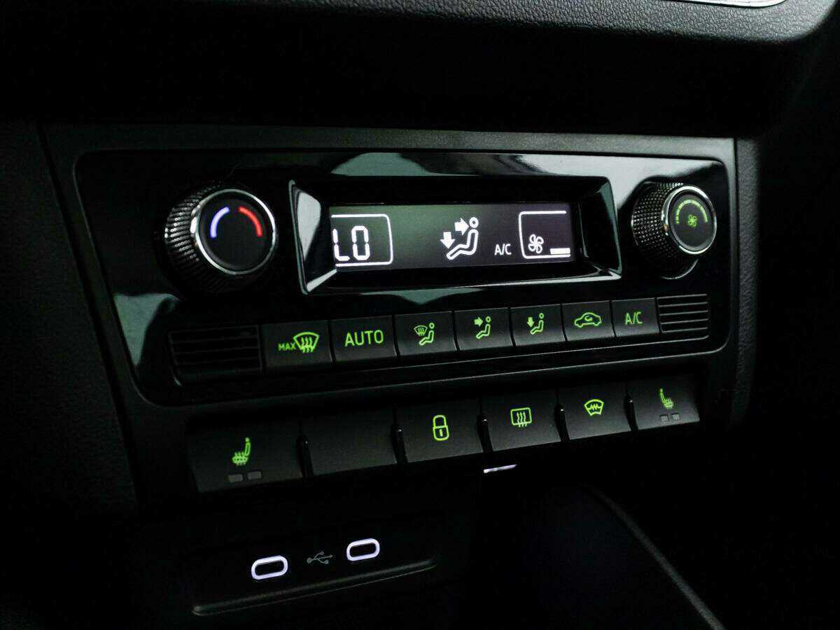 Skoda Rapid, 2020 Фото №17