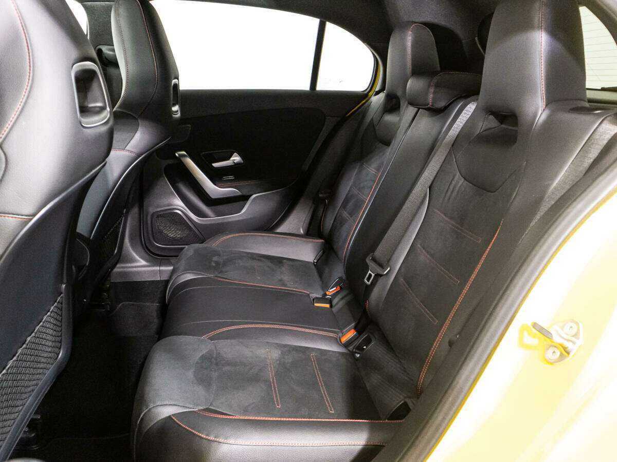 Mercedes-Benz A-Класс 200, 2020 Фото №10