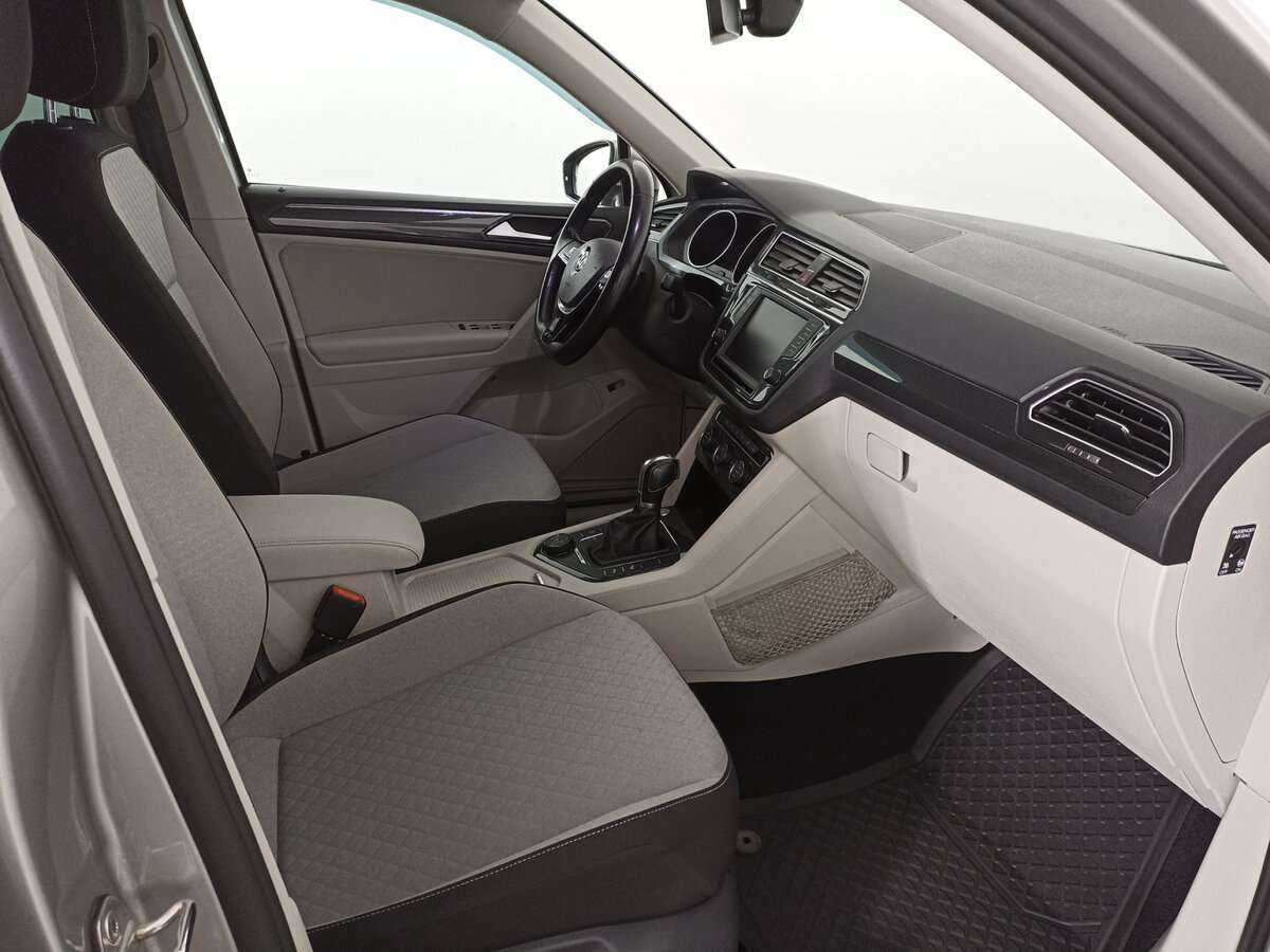 Volkswagen Tiguan, 2017 Фото №11
