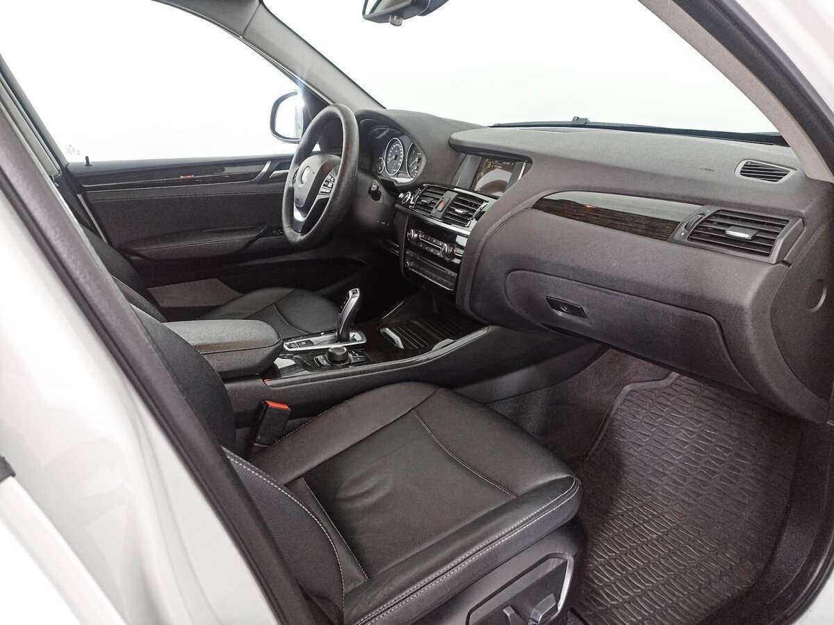 BMW X3 28i xDrive, 2014 Фото №9