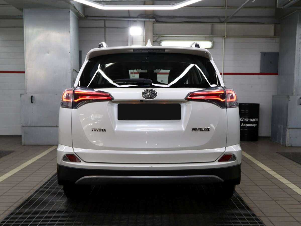 Toyota RAV4, 2017 - 143 000 км. | Фото №4