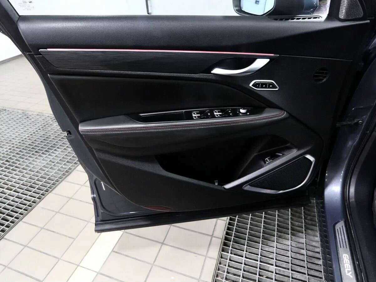 Geely Tugella, 2021 Фото №16