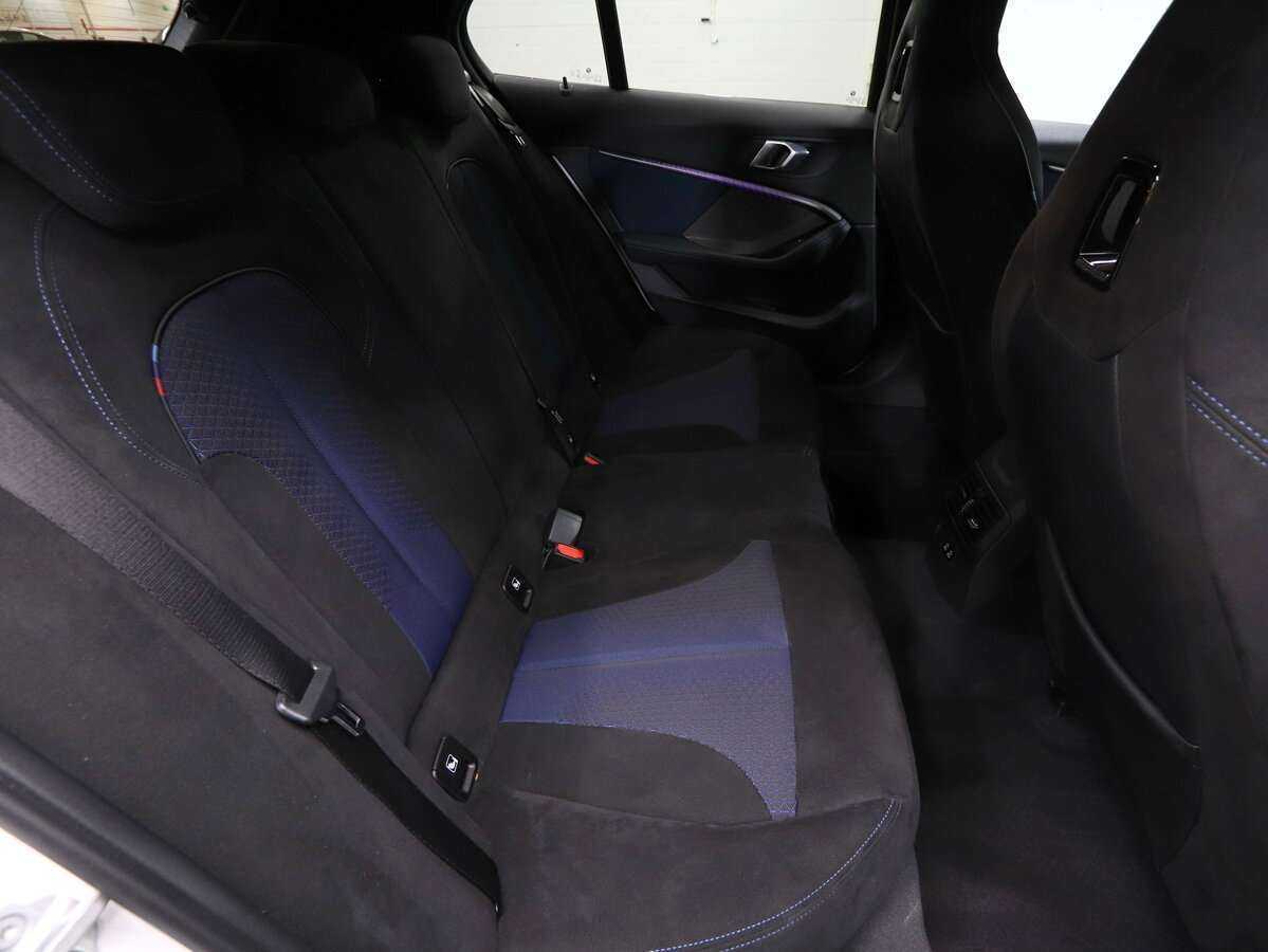 BMW 1 серии 120d xDrive, 2019 Фото №18