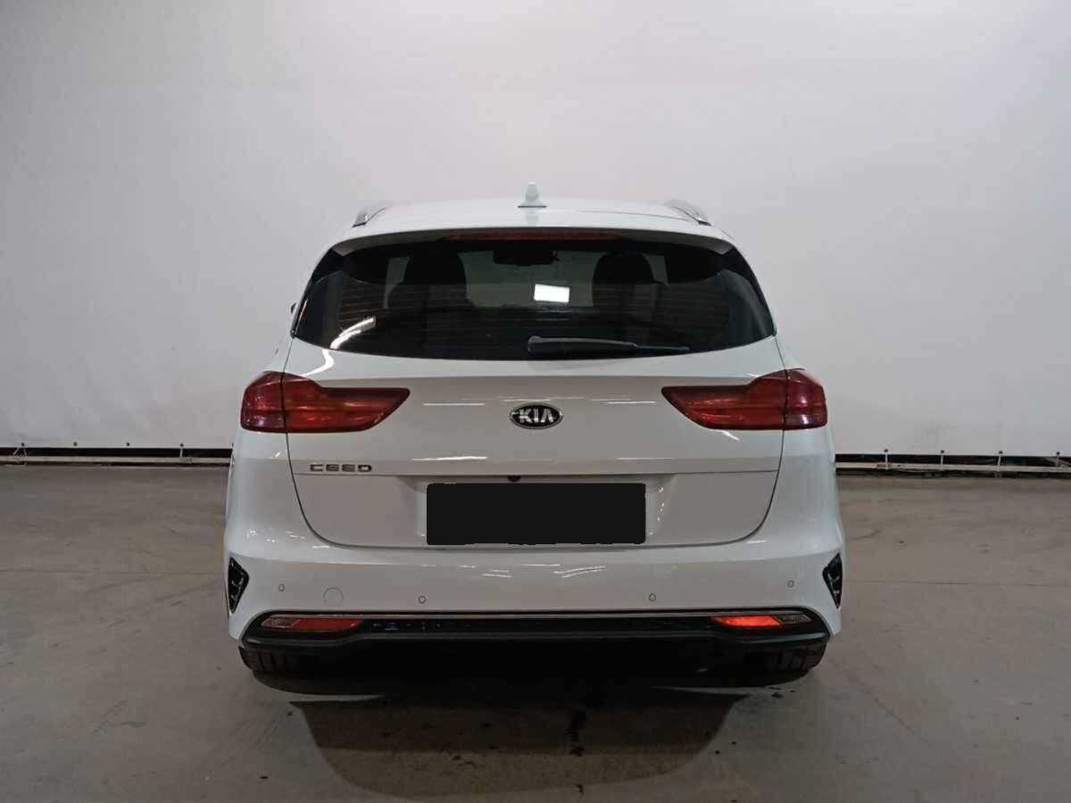 Kia Ceed, 2021 Фото №6