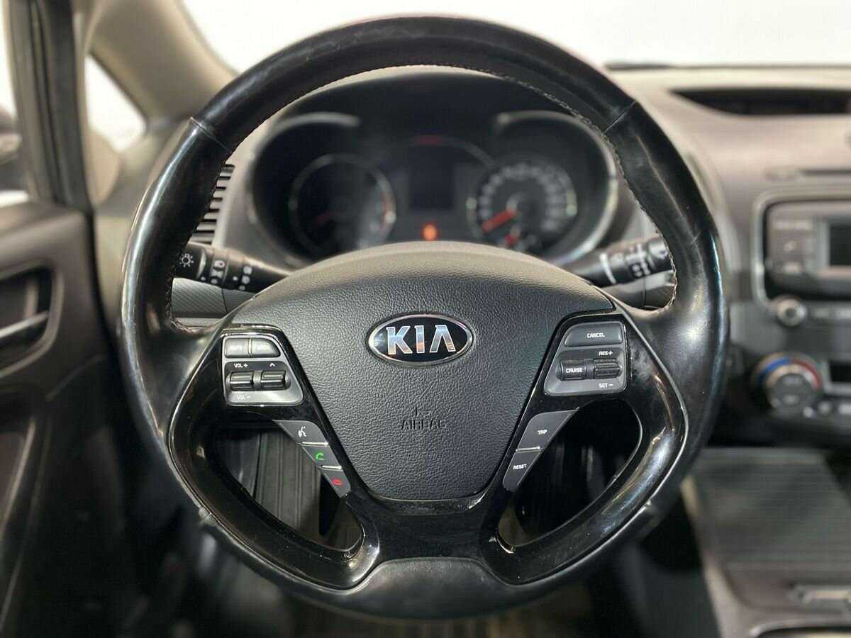 Kia Cerato, 2018 Фото №12