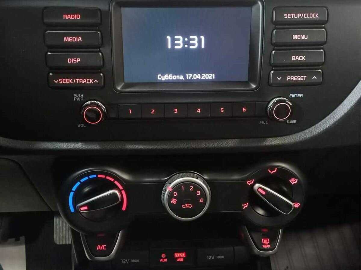 Kia Rio X-Line, 2018 Фото №16