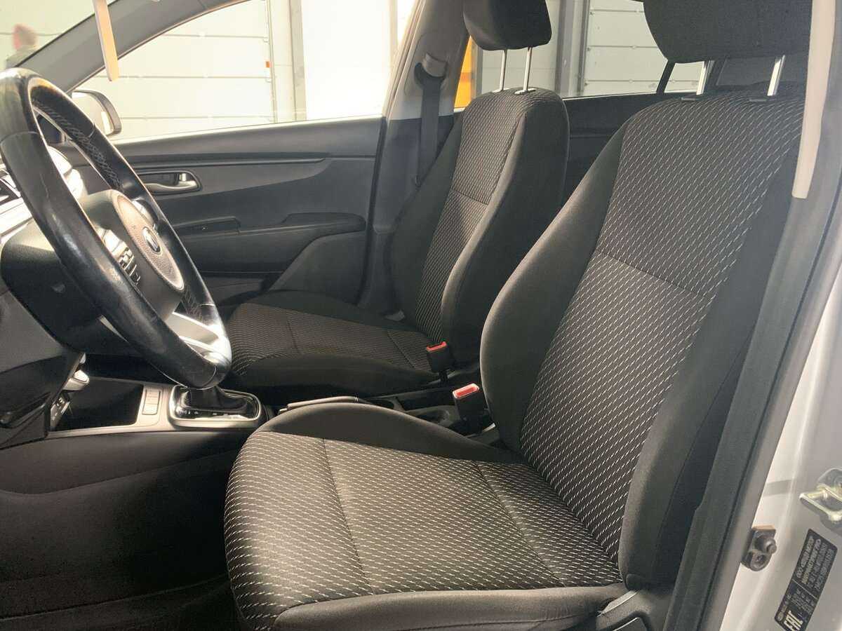 Kia Rio X-Line, 2019 Фото №12