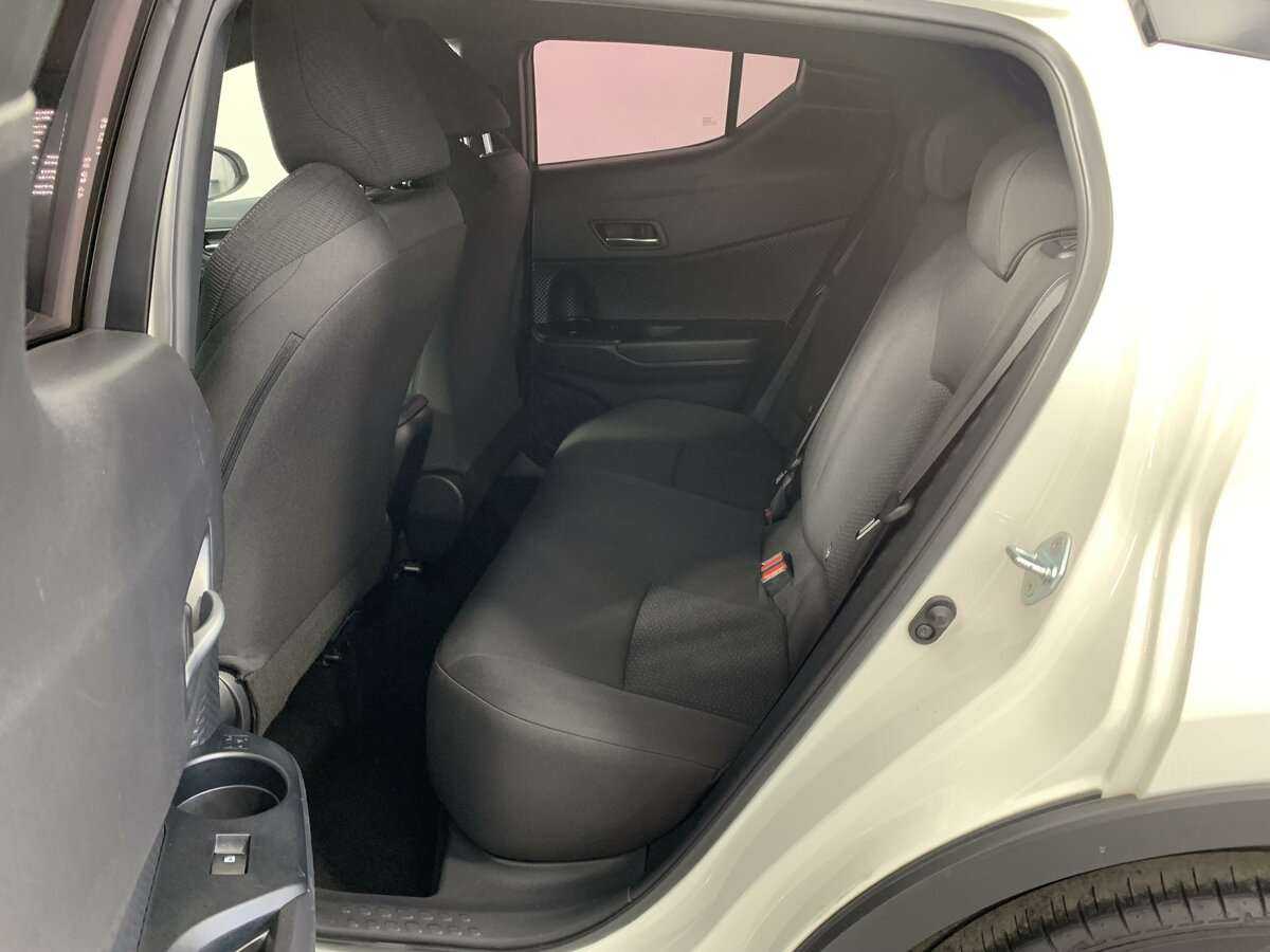 Toyota C-HR, 2019 Фото №10