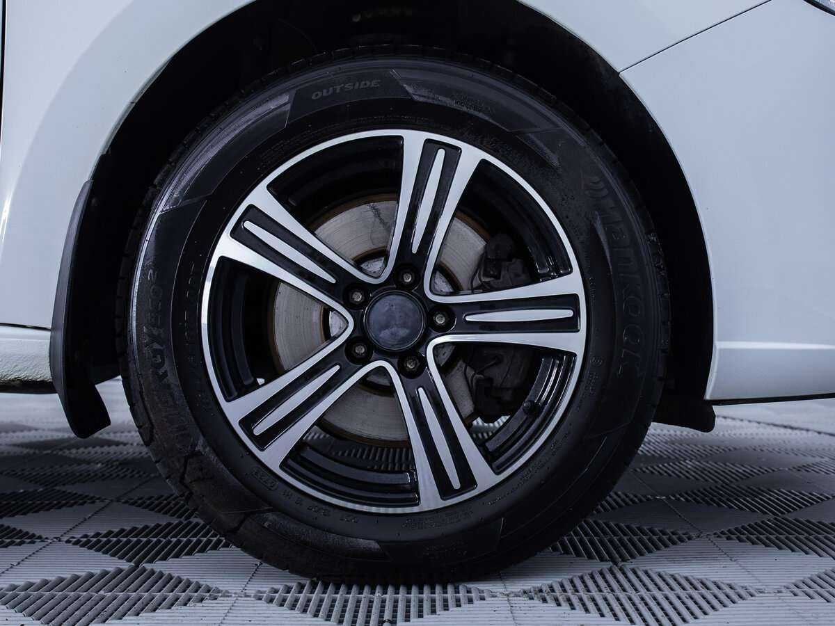 Volkswagen Polo, 2020 Фото №8