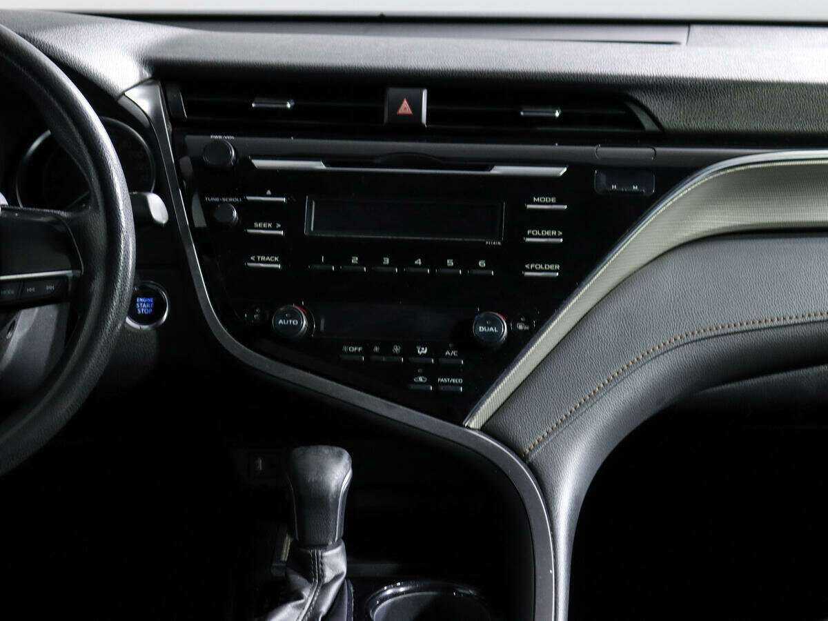 Toyota Camry, 2021 Фото №13