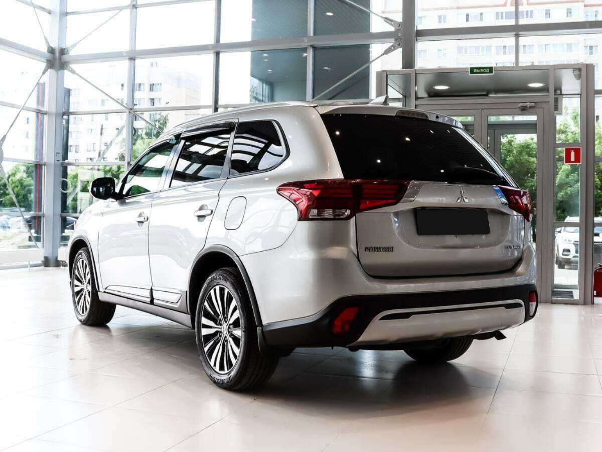 Mitsubishi Outlander, 2019 - 69 017 км. | Фото №7
