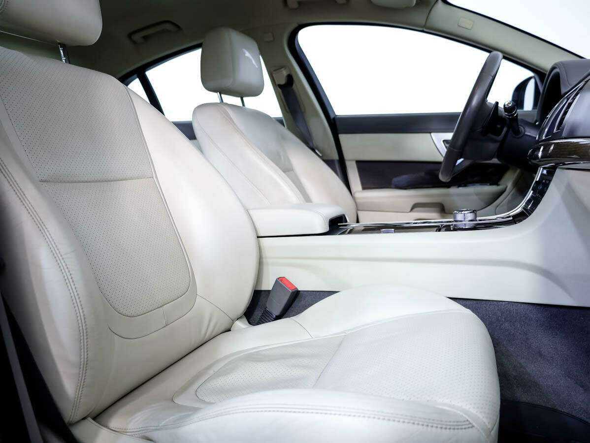 Jaguar XF, 2013 Фото №11