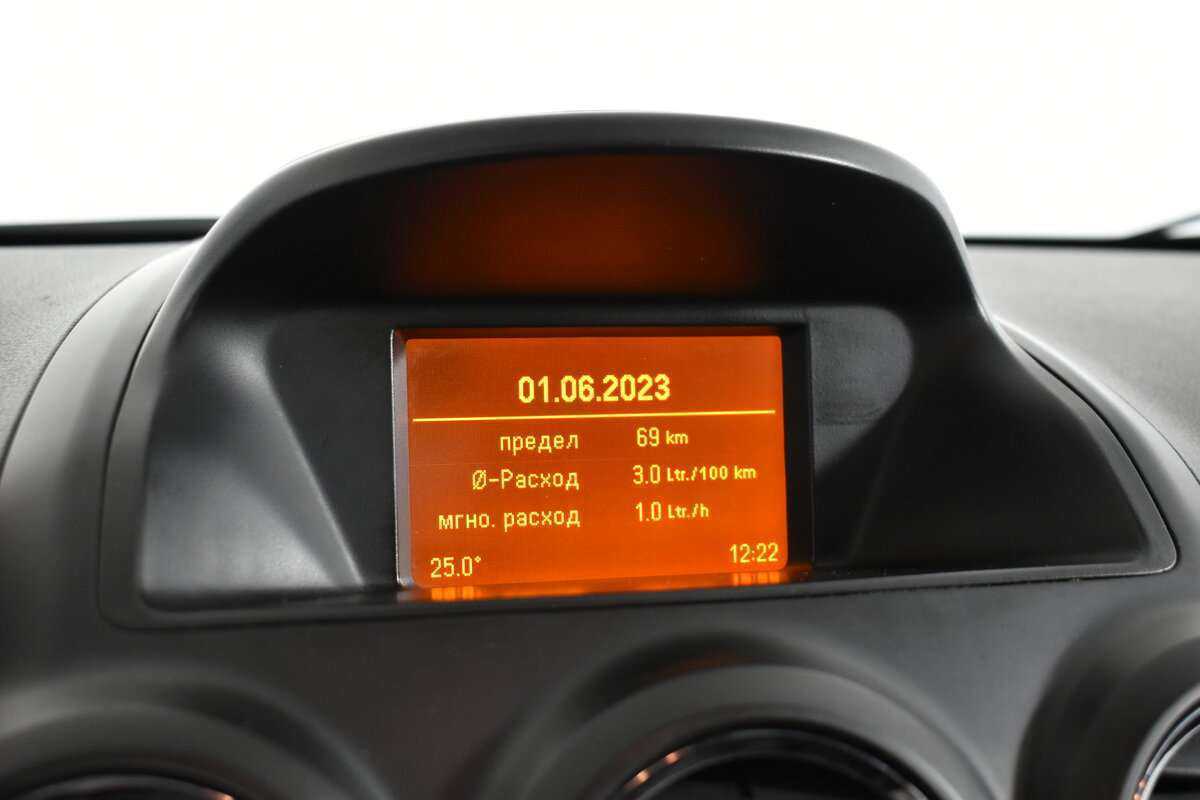 Opel Antara, 2013 Фото №18