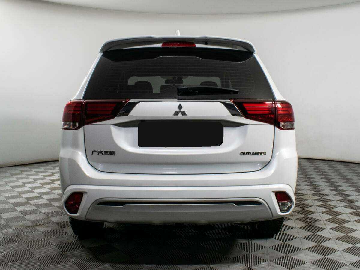 Mitsubishi Outlander, 2022 - 14 500 км. | Фото №6