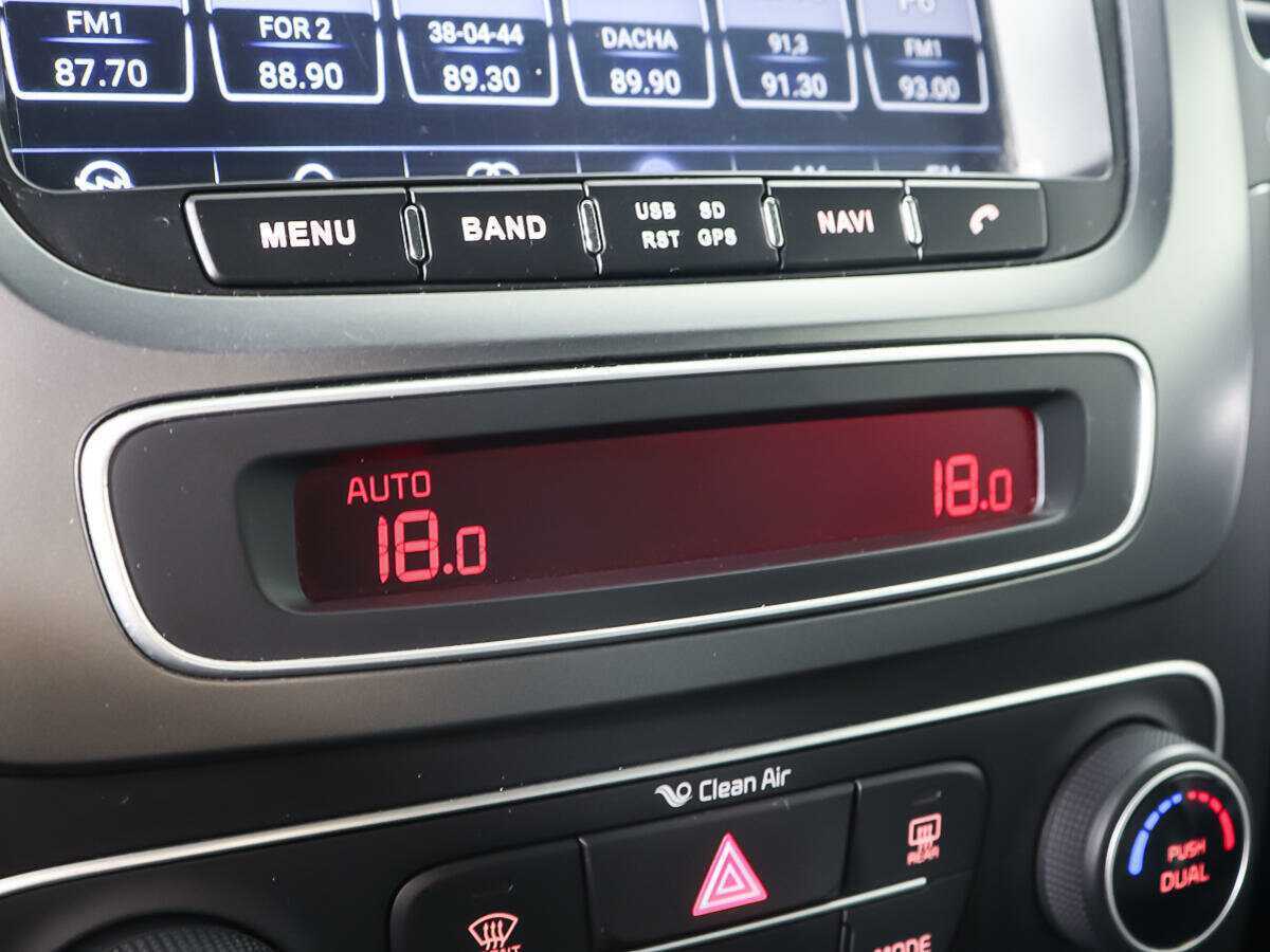 Kia Sorento, 2019 Фото №18