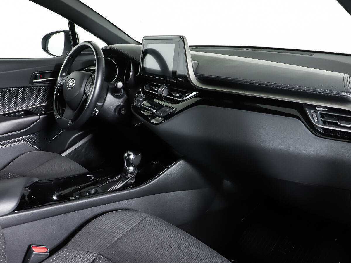 Toyota C-HR, 2018 Фото №9