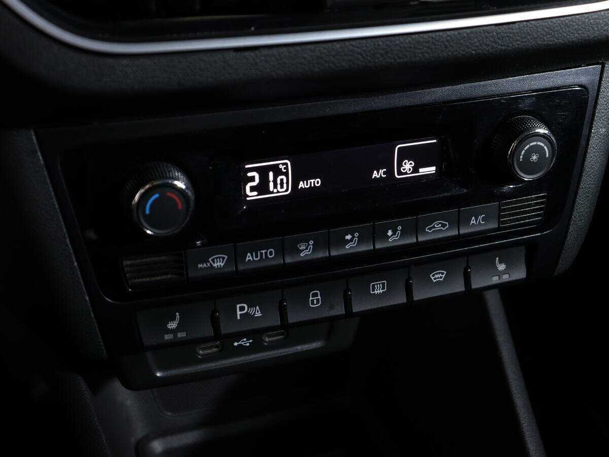 Volkswagen Polo, 2020 Фото №20