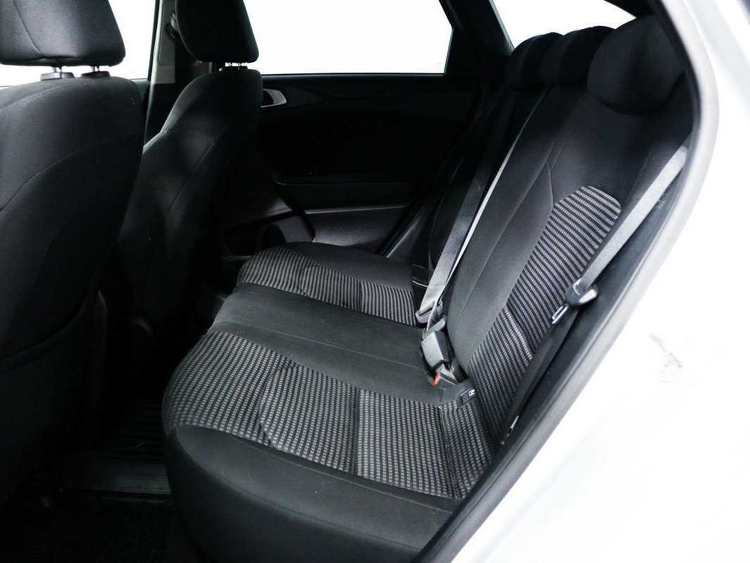 Kia Ceed, 2019 Фото №12