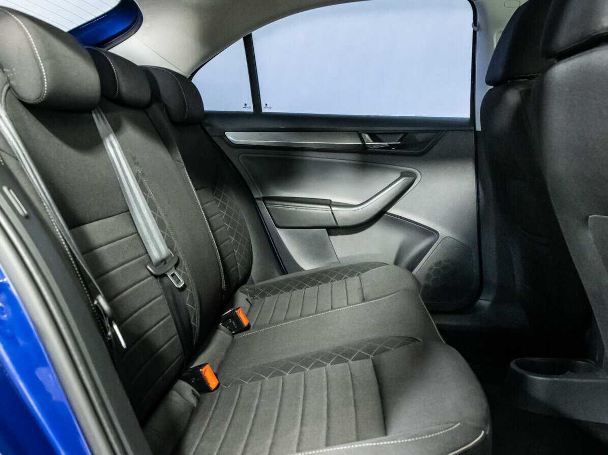 Skoda Rapid, 2017 Фото №12