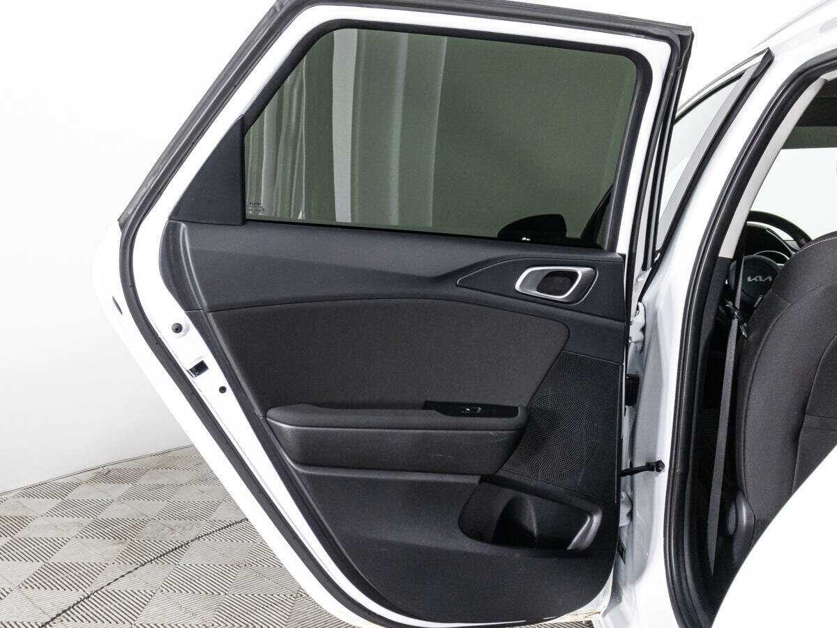 Kia Ceed, 2023 Фото №24