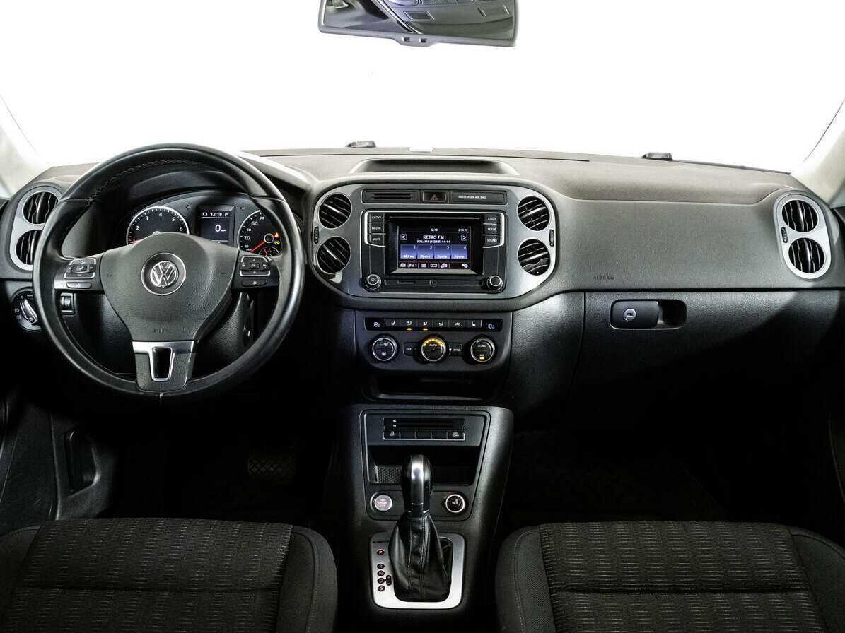 Volkswagen Tiguan, 2016 Фото №8