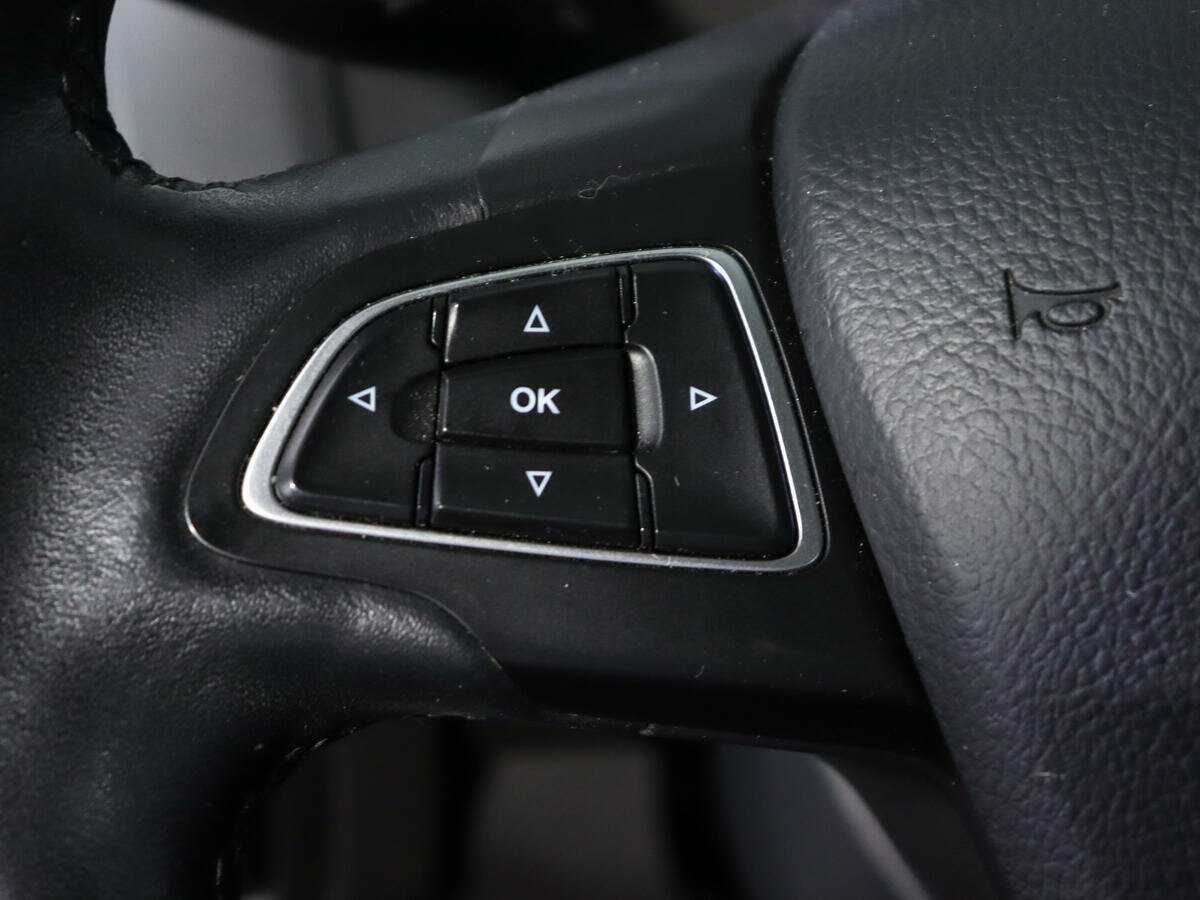 Ford Focus, 2018 Фото №14