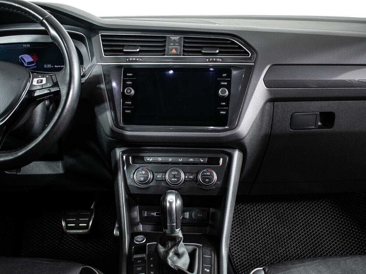 Volkswagen Tiguan, 2018 Фото №11