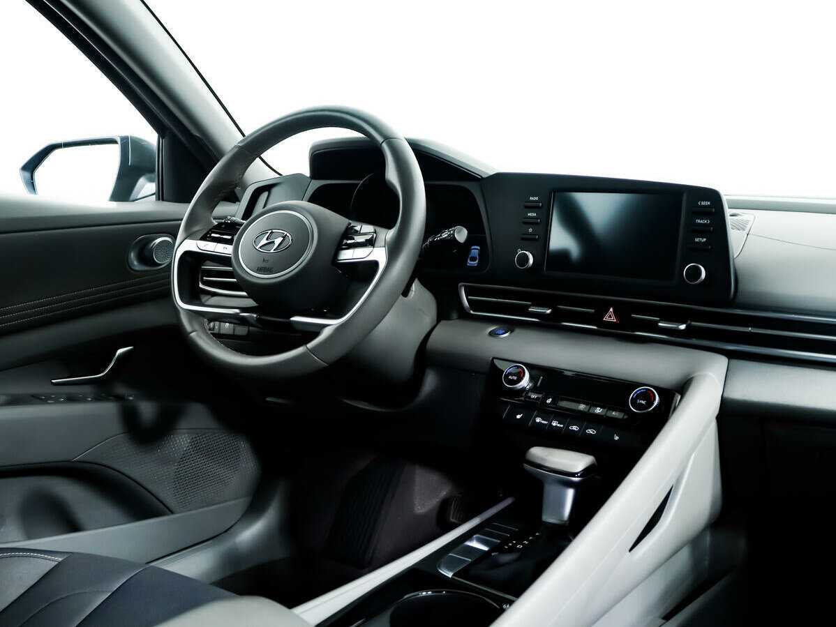 Hyundai Elantra, 2021 Фото №9