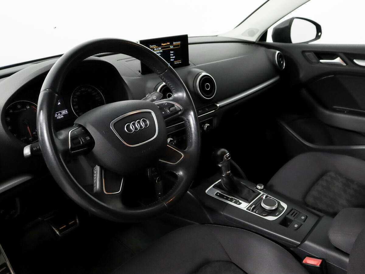 Audi A3, 2015 Фото №9
