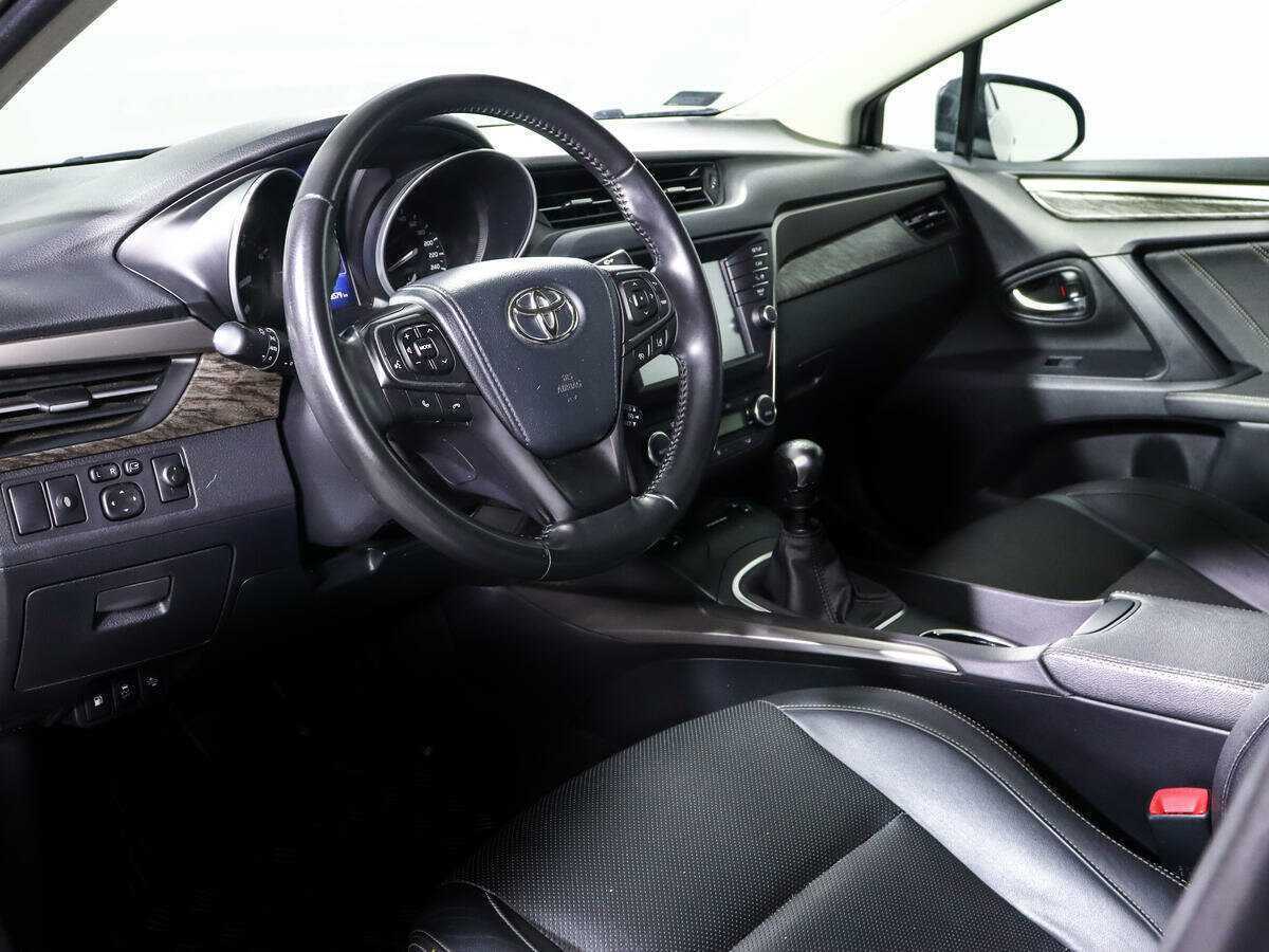 Toyota Avensis, 2018 Фото №11