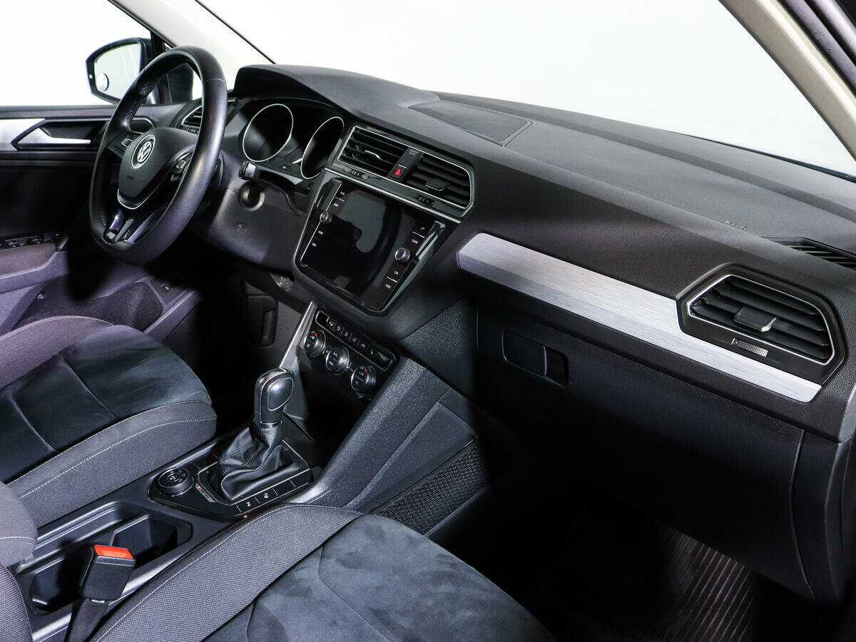 Volkswagen Tiguan, 2018 - 48 584 км. | Фото №7
