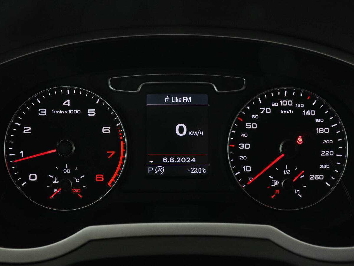 Audi Q3, 2012 Фото №11