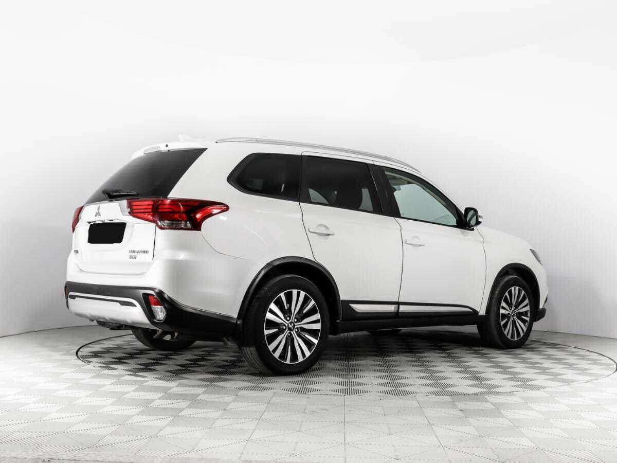 Mitsubishi Outlander, 2020 - 125 783 км. | Фото №5