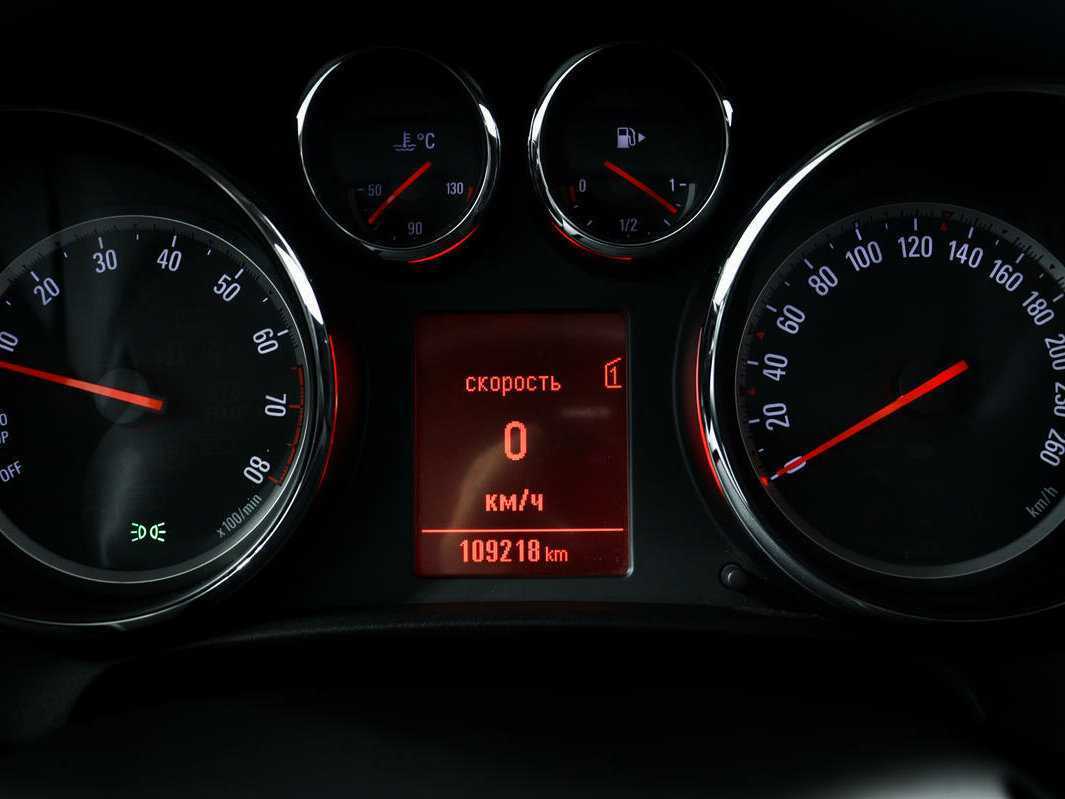 Opel Astra GTC, 2012 Фото №10