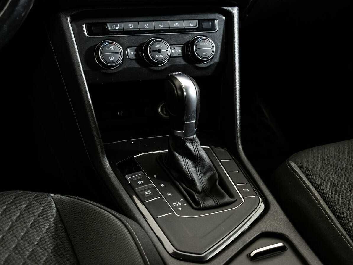 Volkswagen Tiguan, 2017 Фото №9
