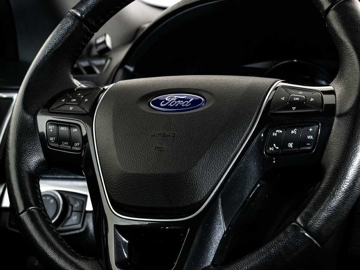 Ford Explorer, 2017 Фото №11