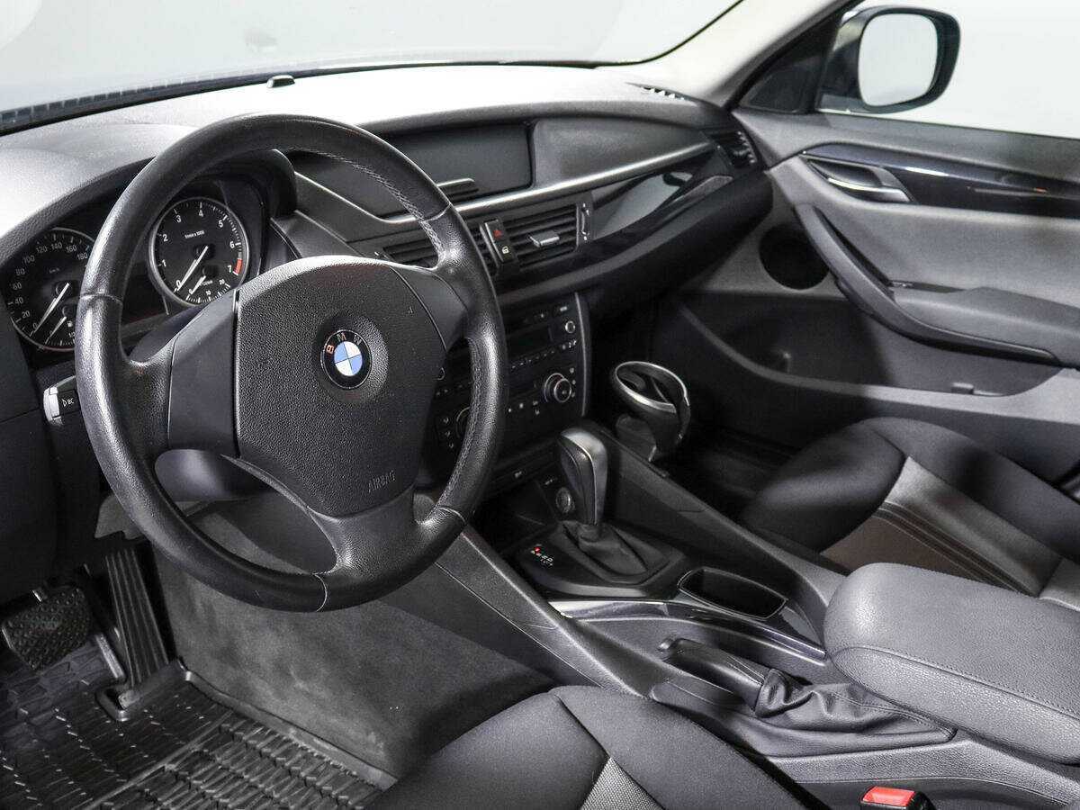 BMW X1 18i, 2012 Фото №13