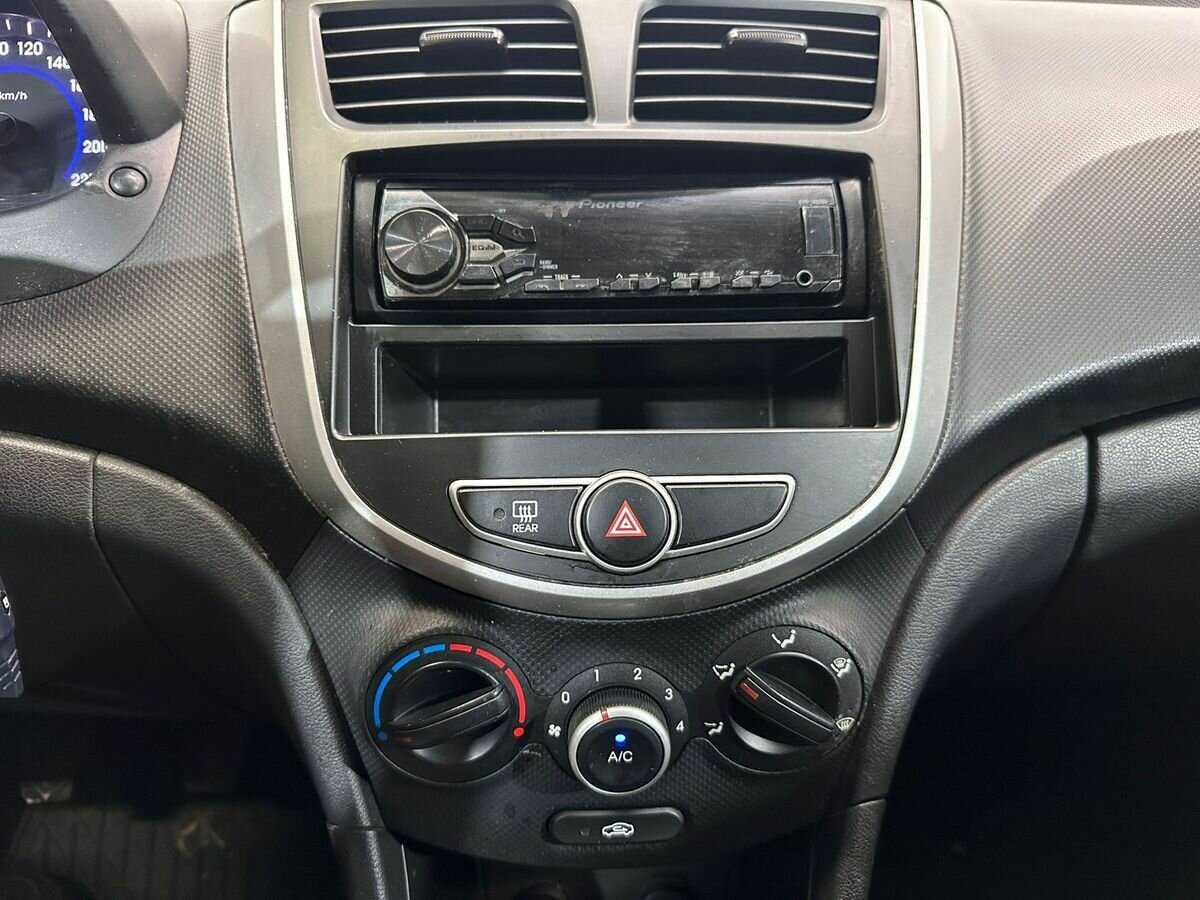 Hyundai Solaris, 2014 Фото №13