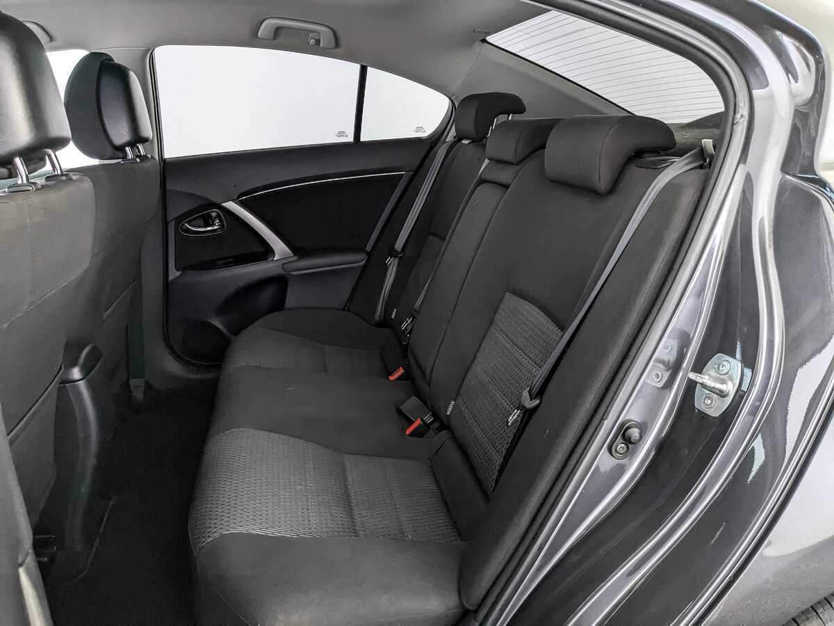 Toyota Avensis, 2012 Фото №10