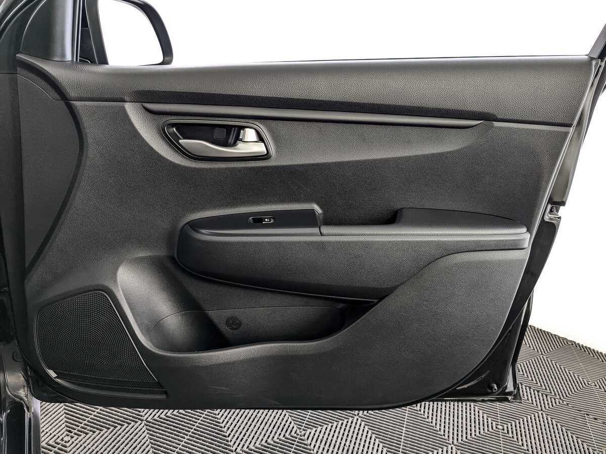 Kia Rio X-Line, 2018 Фото №21