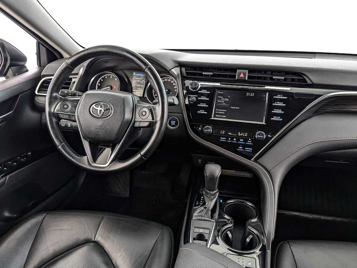 Toyota Camry, 2019 Фото №17