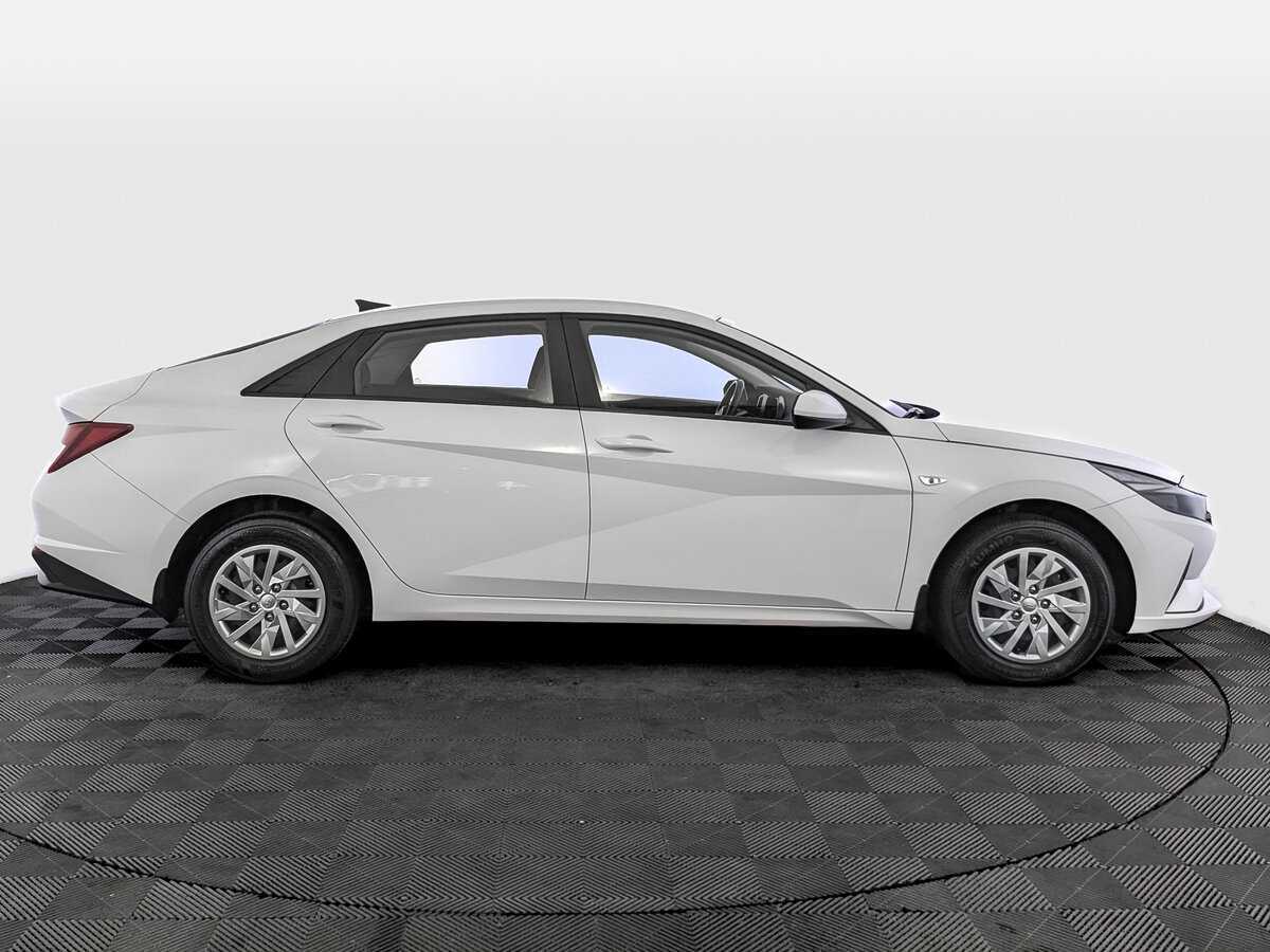 Hyundai Elantra, 2022 Фото №4