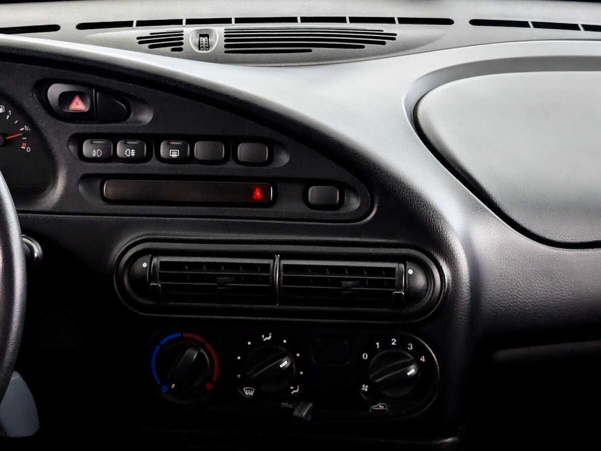 Chevrolet Niva, 2017 Фото №13