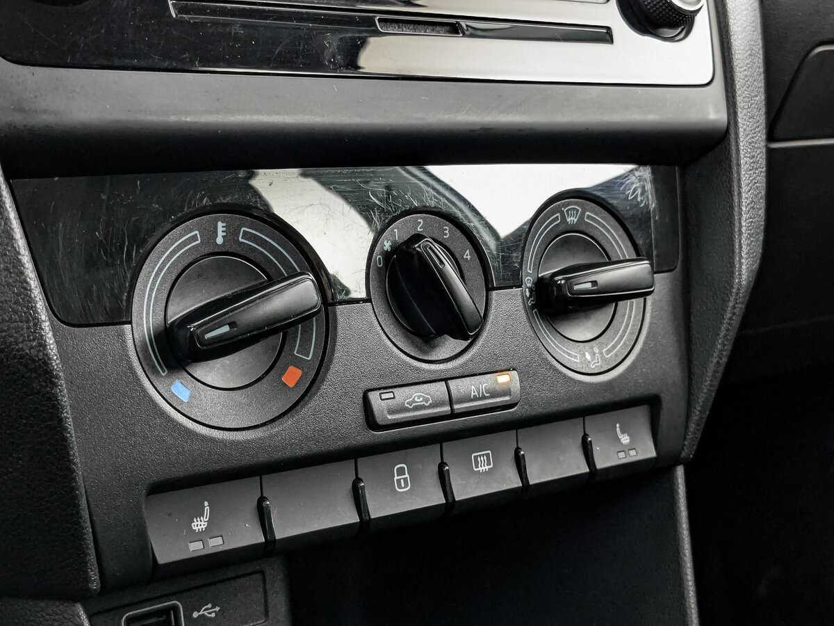 Skoda Rapid, 2019 Фото №17