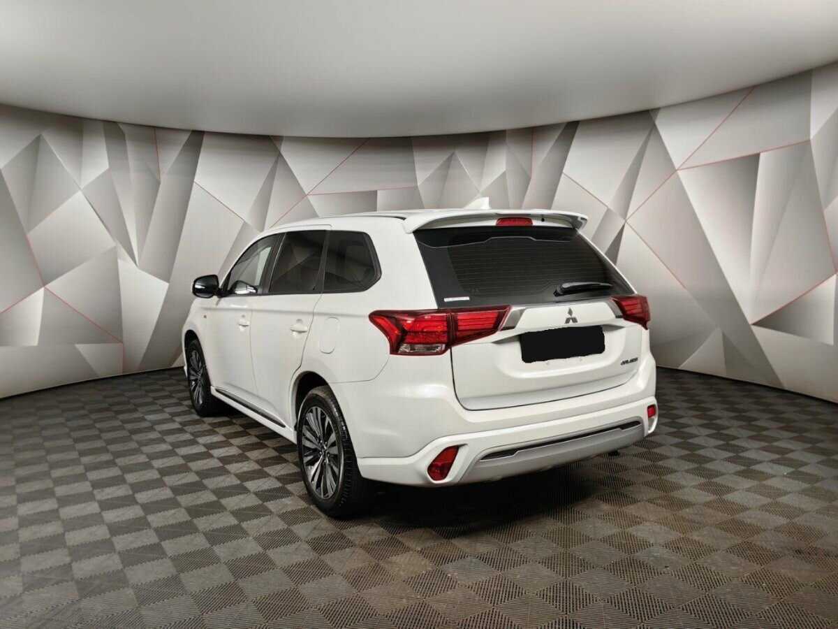 Mitsubishi Outlander, 2022 - 11 808 км. | Фото №3