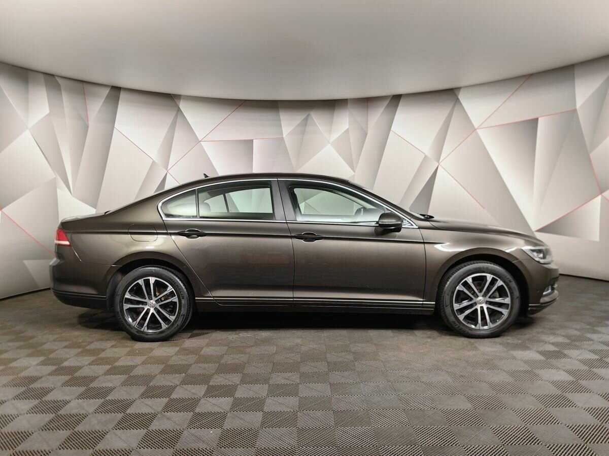 Volkswagen Passat, 2017 - 50 341 км. | Фото №6