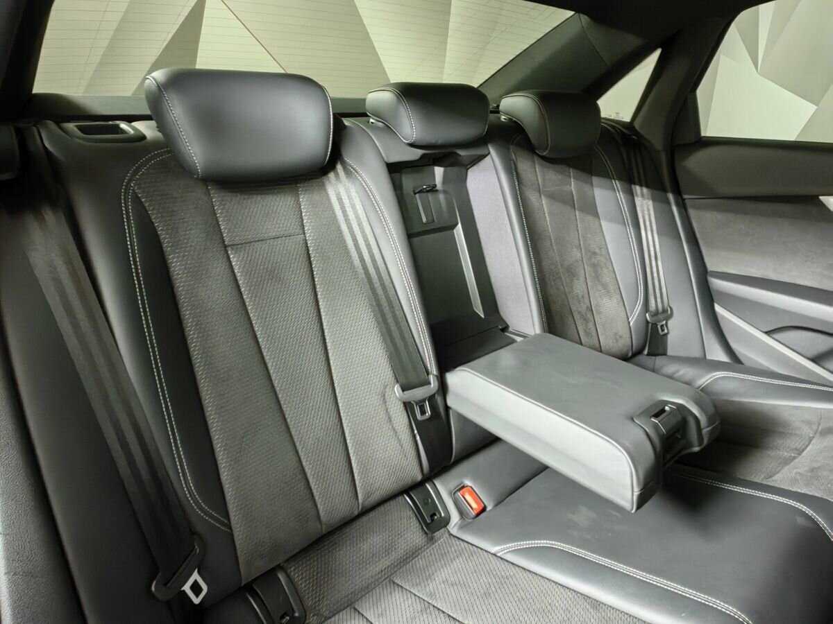 Audi A4, 2017 Фото №13