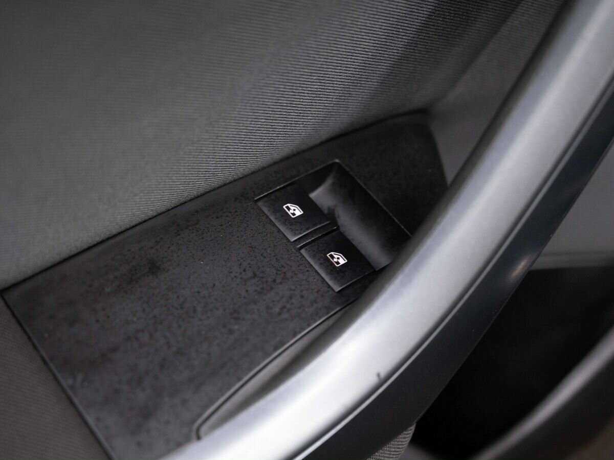 Opel Astra GTC, 2013 Фото №15